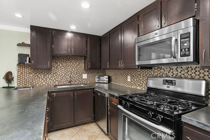 2501 S El Camino Real 205