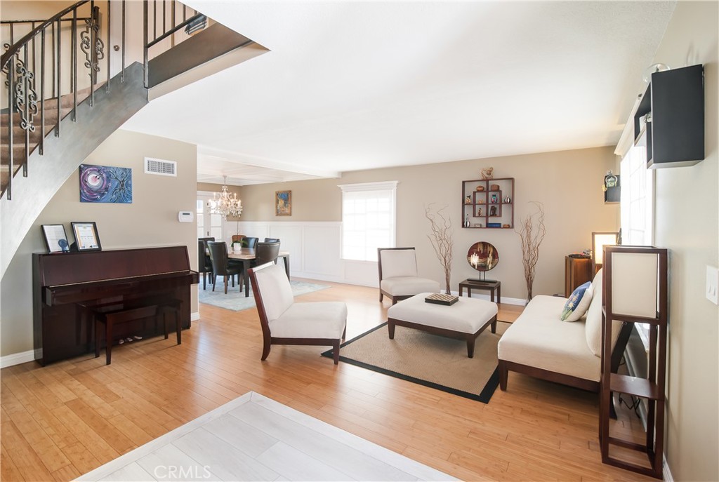 21832 Seaside Lane