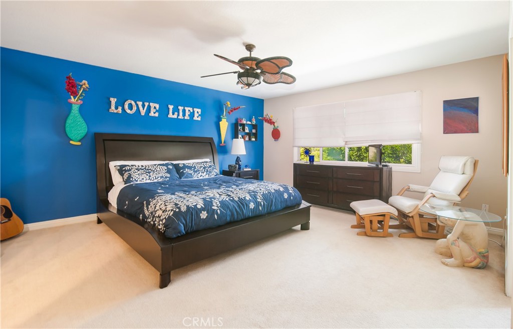21832 Seaside Lane