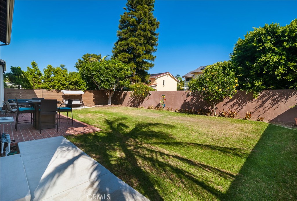21832 Seaside Lane