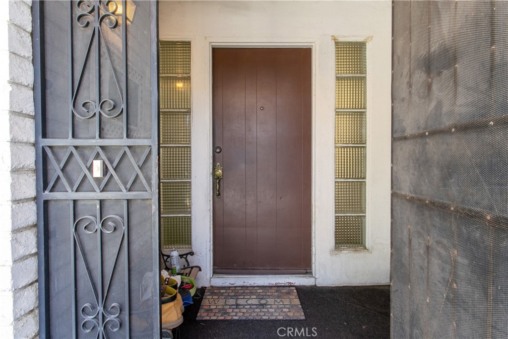 51592 Avenida Navarro