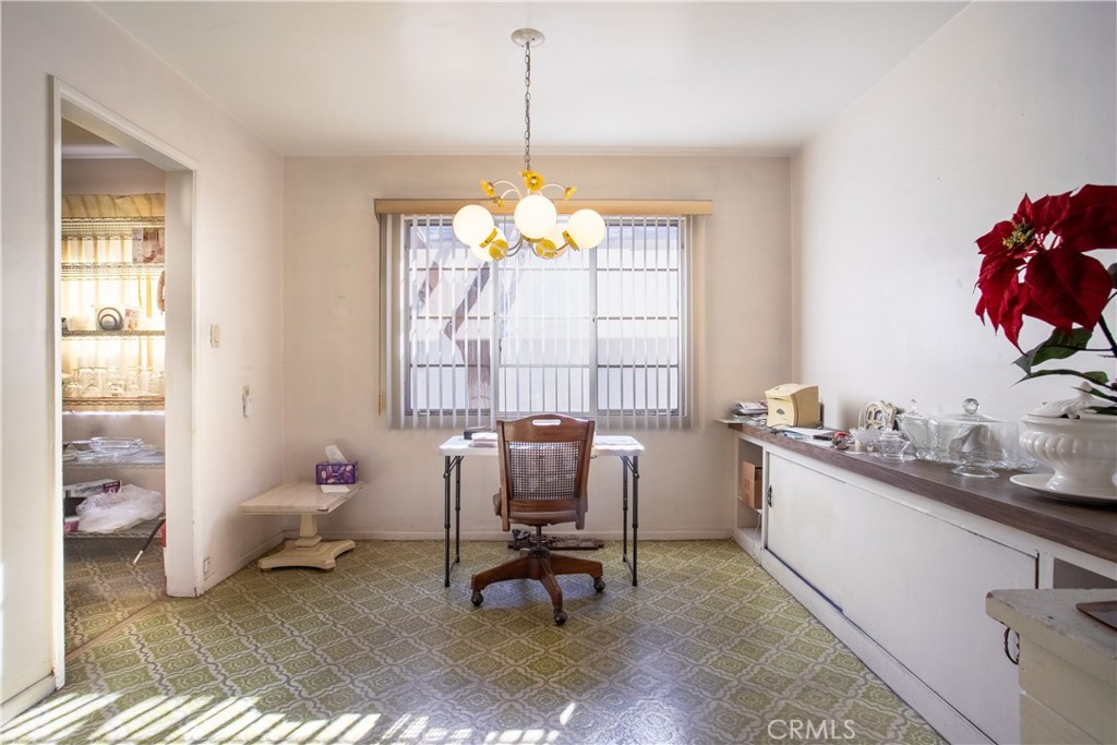 51592 Avenida Navarro