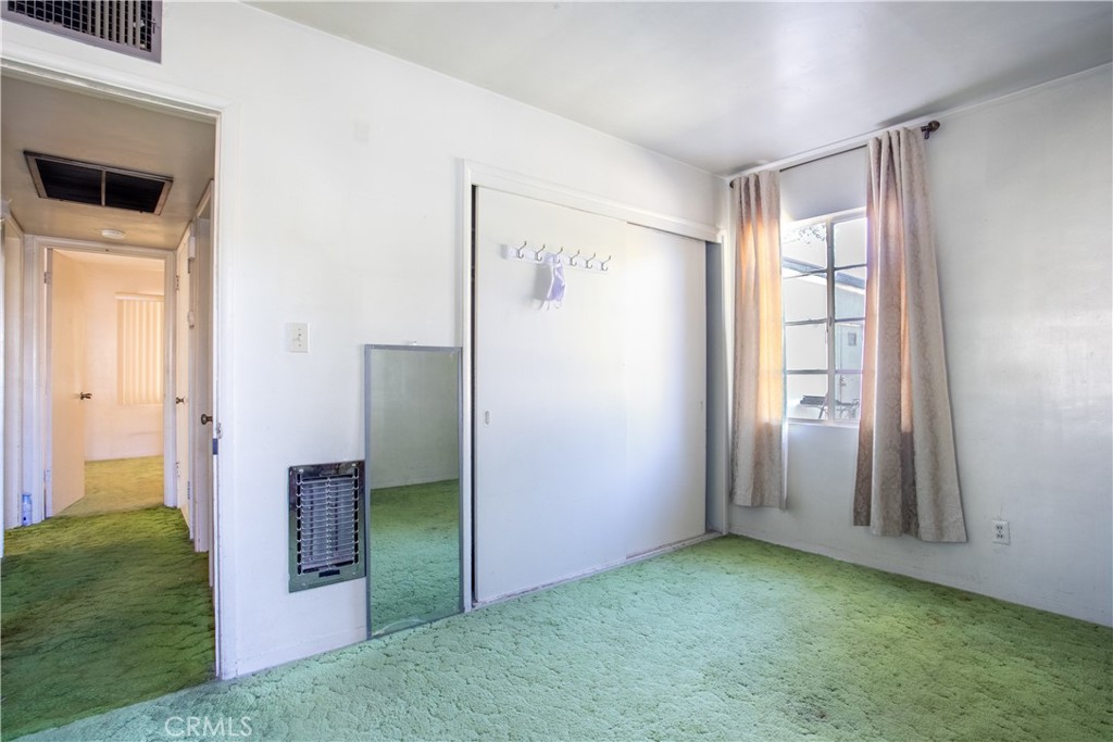 51592 Avenida Navarro