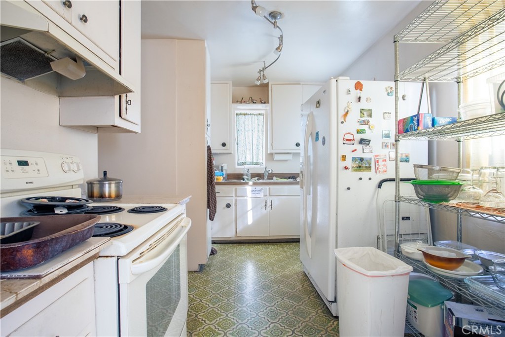 51592 Avenida Navarro