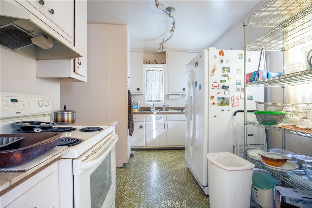 51592 Avenida Navarro