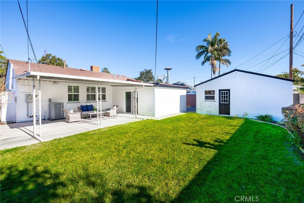 5862 E Scrivener Street