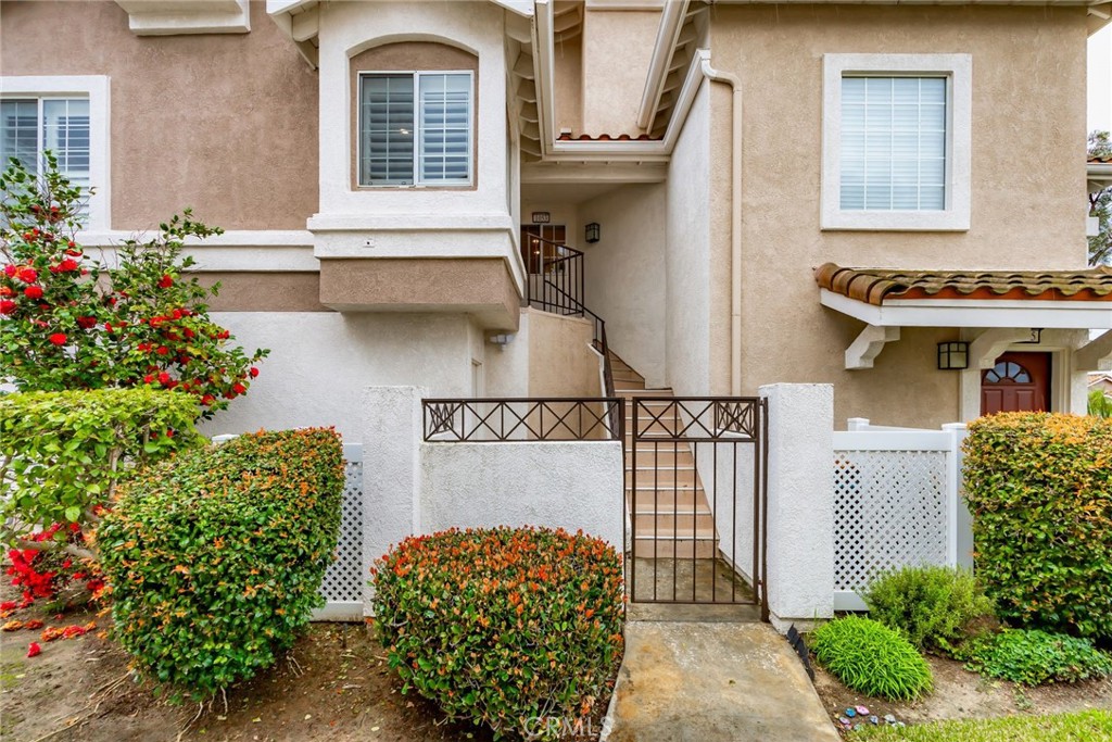 1053 S Daybreak Court