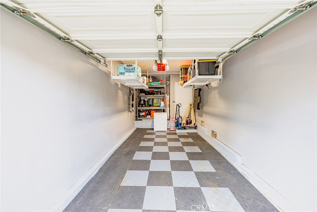 1053 S Daybreak Court