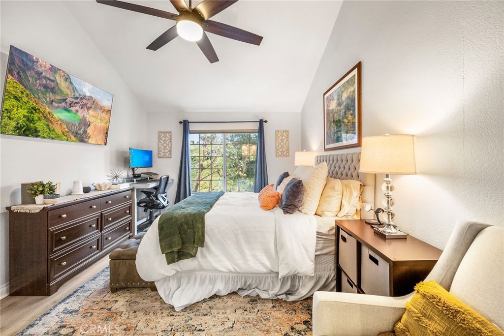 1053 S Daybreak Court