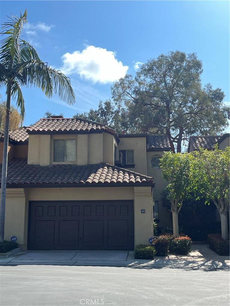 707 Bay Hill Drive
