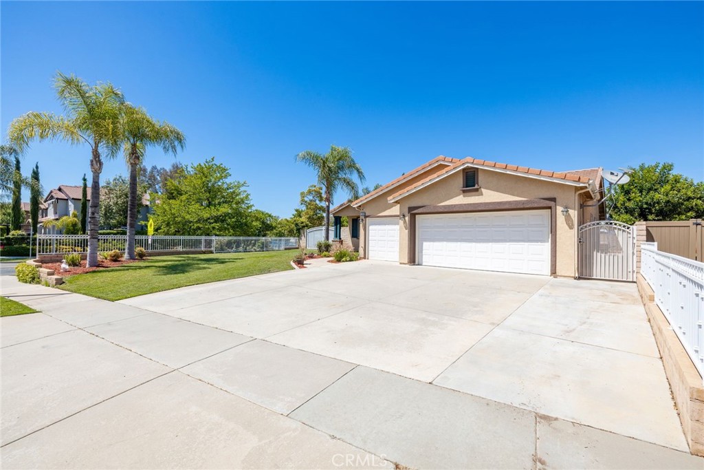 1289 Barcelona Street