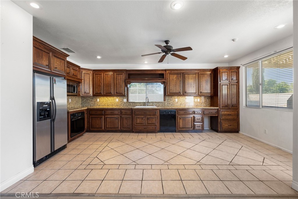 1289 Barcelona Street