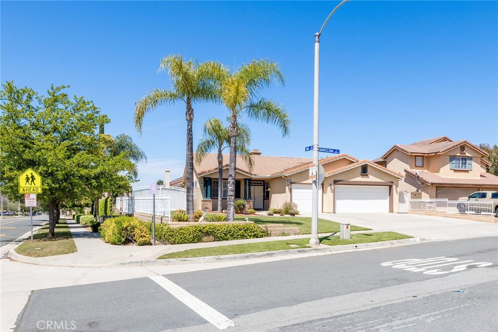 1289 Barcelona Street