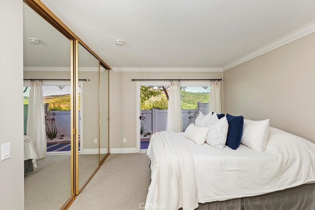 22135 Caminito Laureles 110