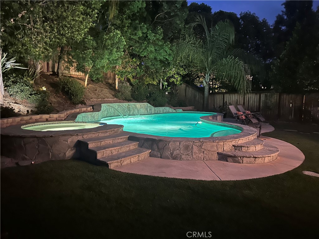 11 Spinel Ct.