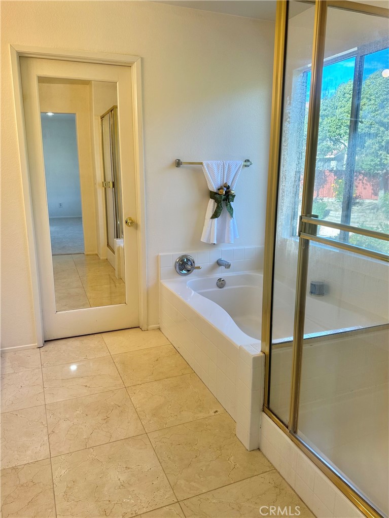 11 Spinel Ct.