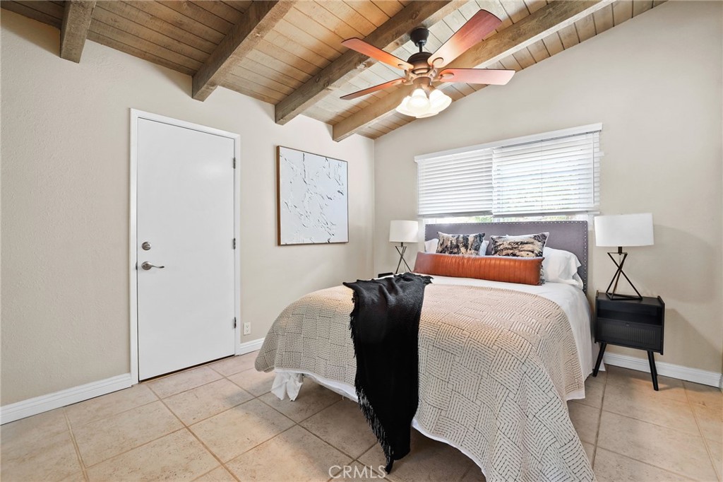 649 Vista Bonita