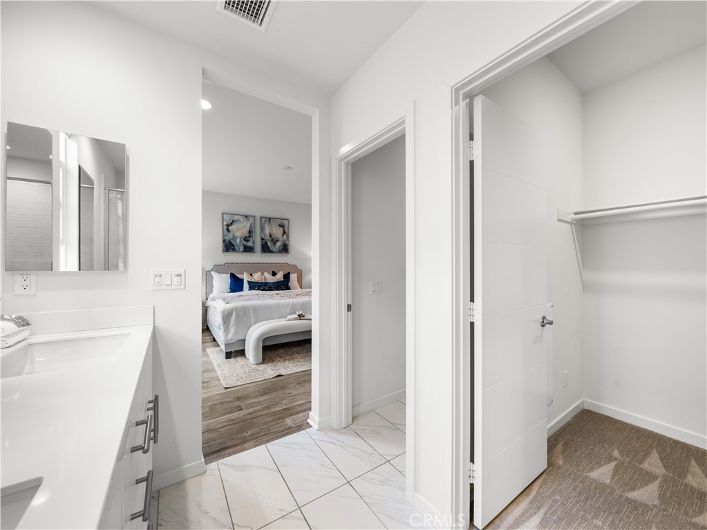 1026 Bridgewater Way