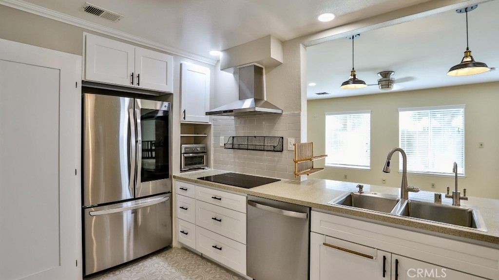 17016 Alfred Avenue