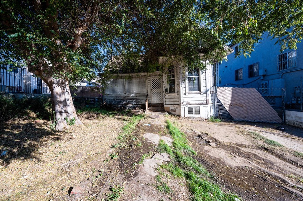 150 S Mountain View Avenue