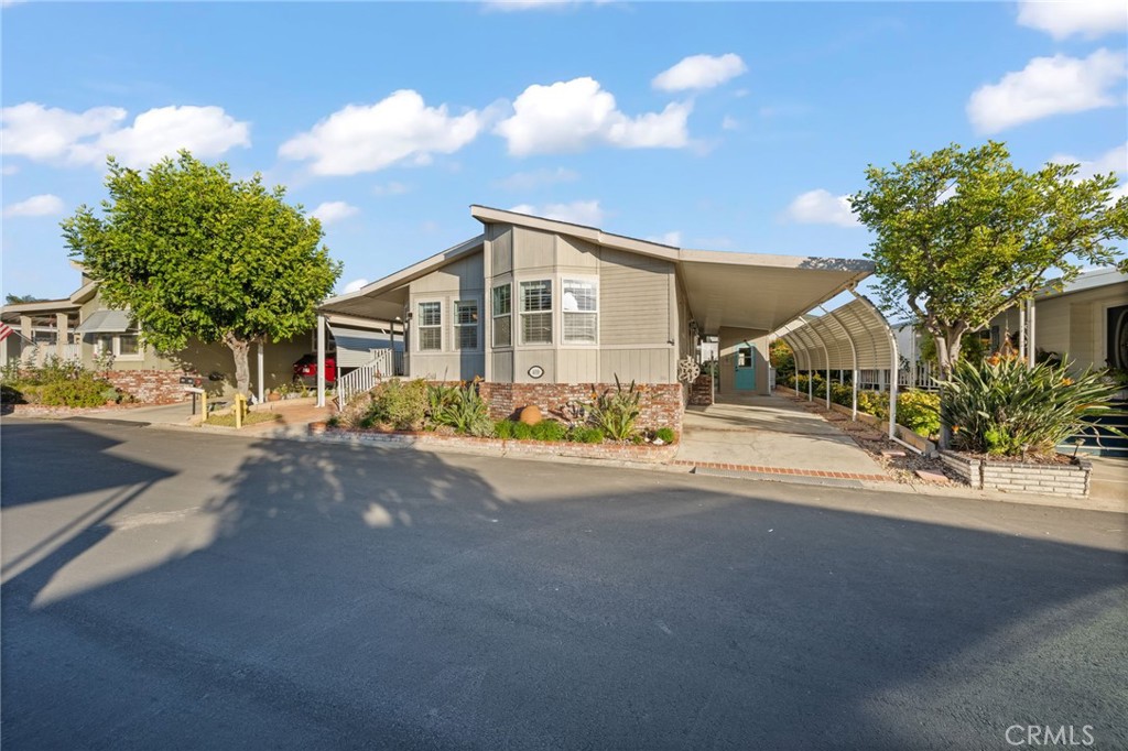 24001 Muirlands Boulevard 409