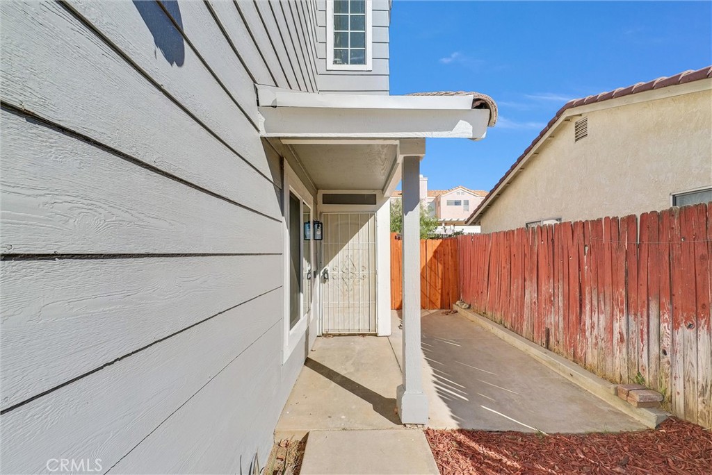 23642 Parkland Avenue