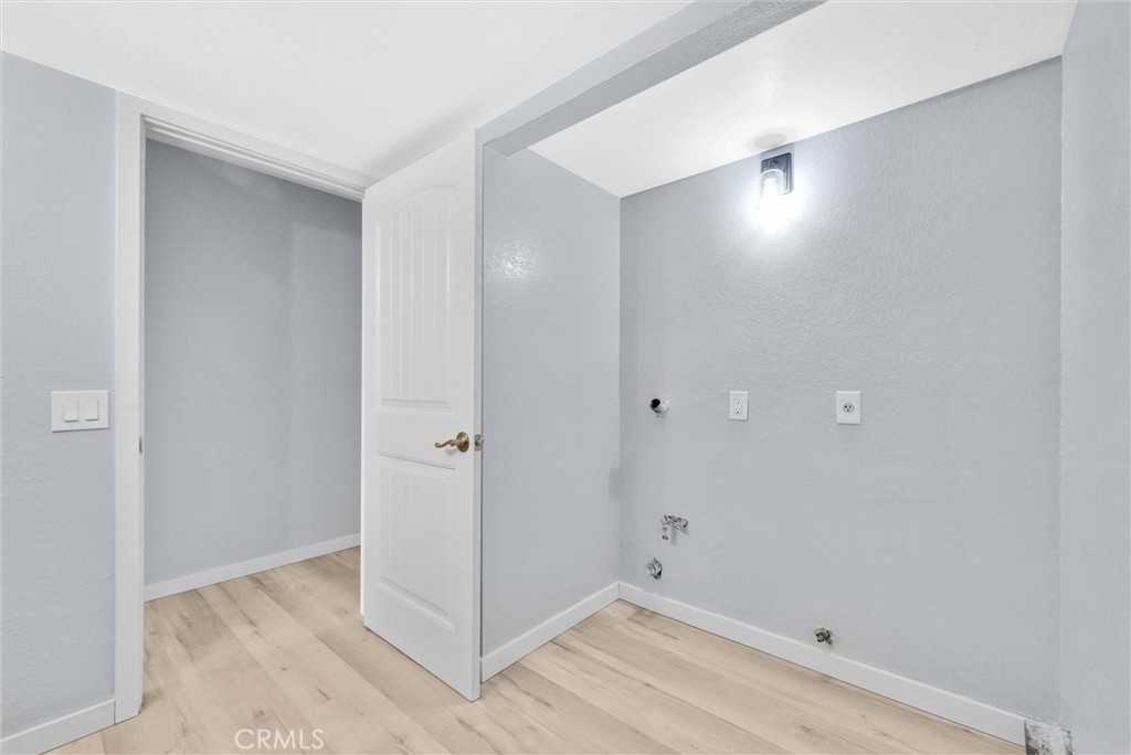 23642 Parkland Avenue