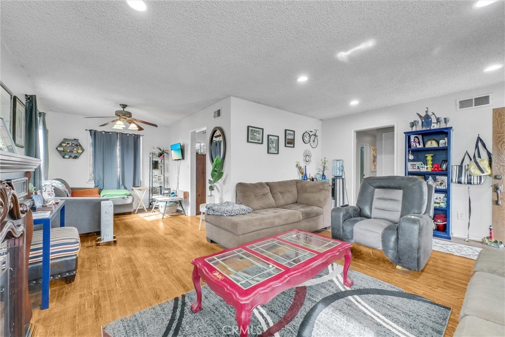 12609 Longleaf Drive