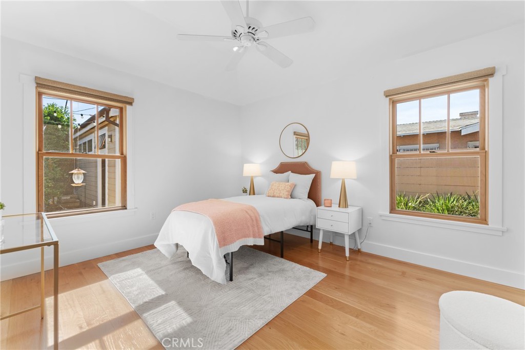 1952 Hillcrest Drive