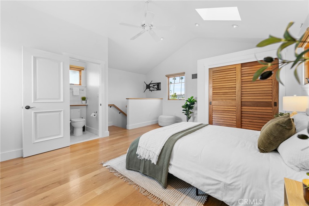 1952 Hillcrest Drive