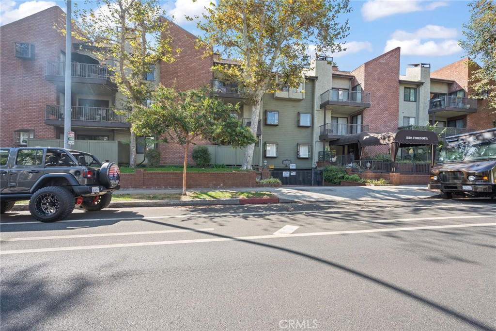 330 Cordova Street 305