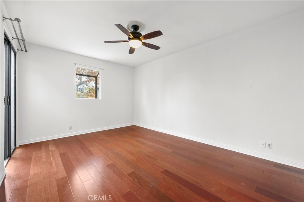 330 Cordova Street 305