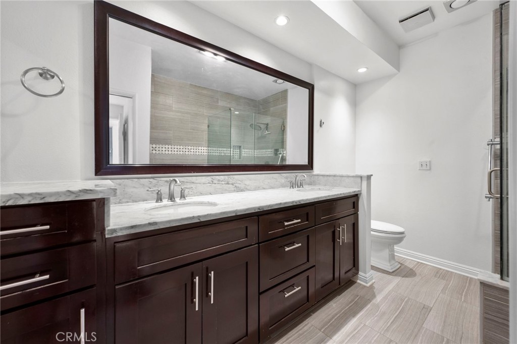 330 Cordova Street 305