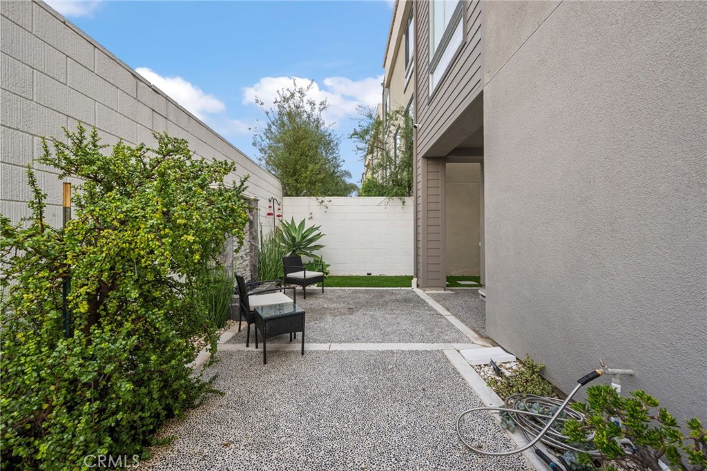 1068 Hampton Drive