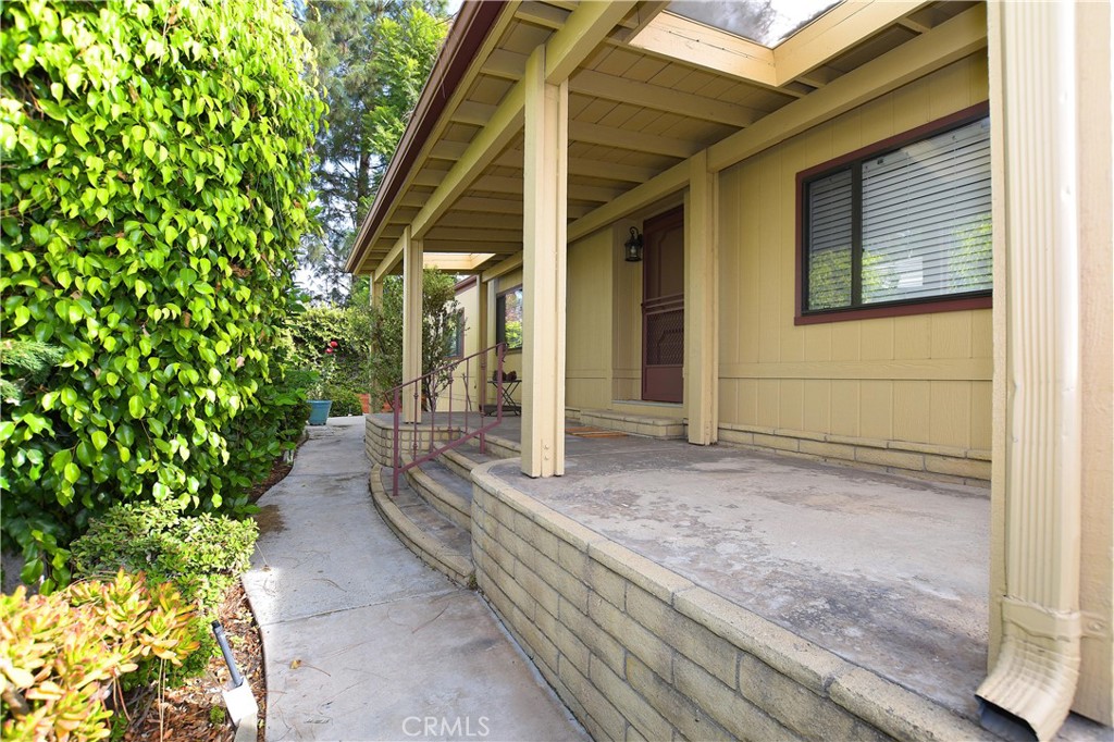 5200 IRVINE BLVD 254