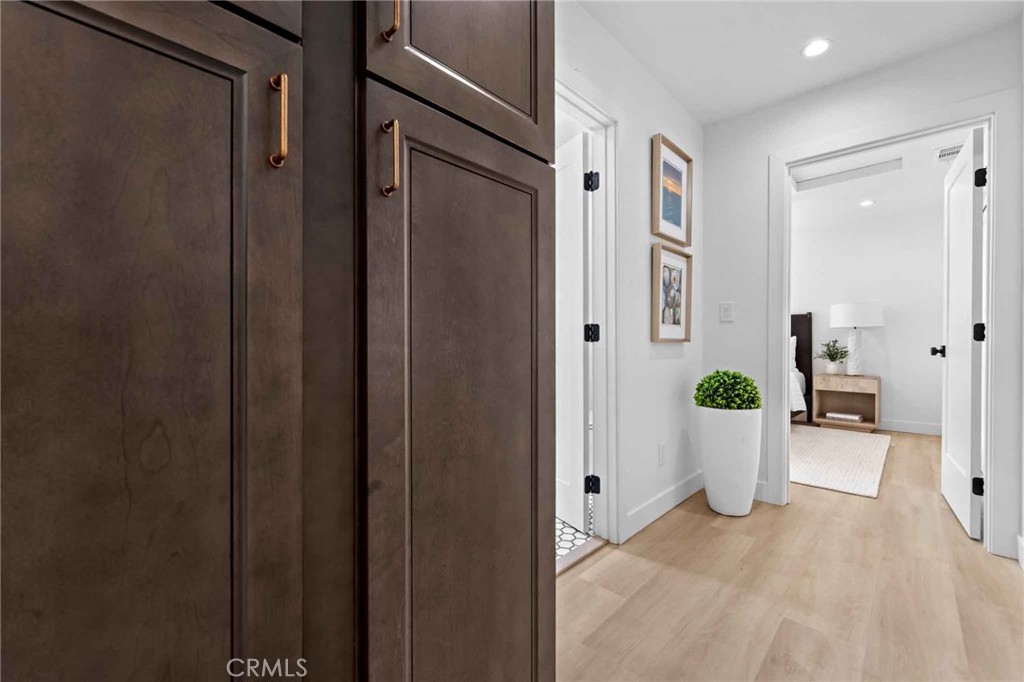 2531 Wellesley Avenue