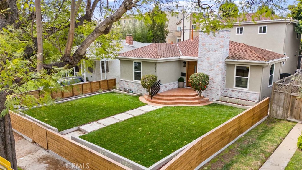 2531 Wellesley Avenue