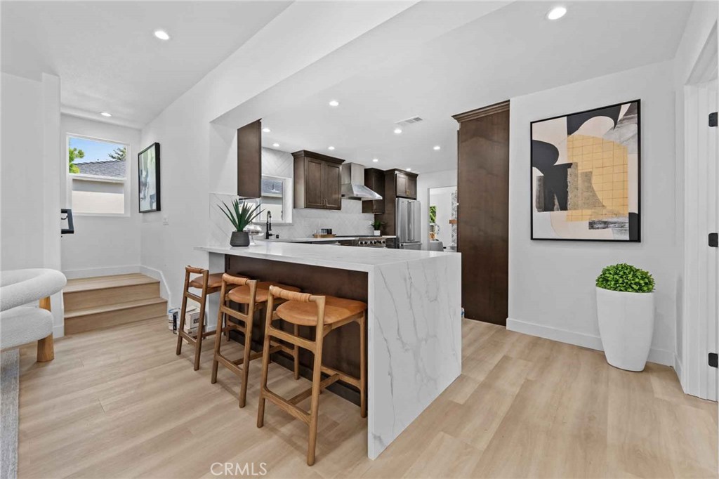 2531 Wellesley Avenue