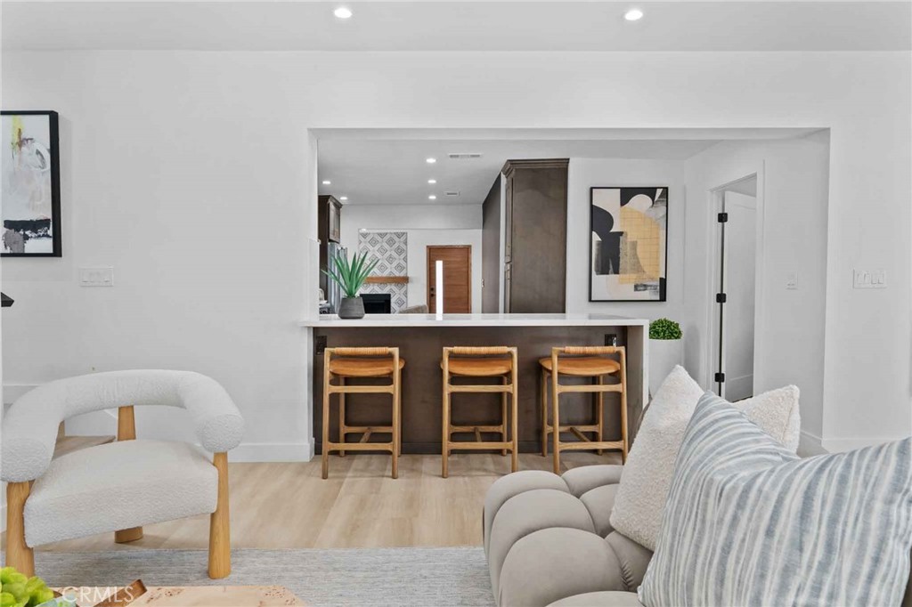 2531 Wellesley Avenue