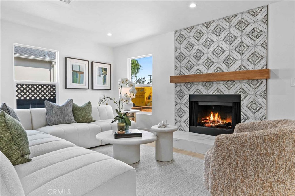 2531 Wellesley Avenue