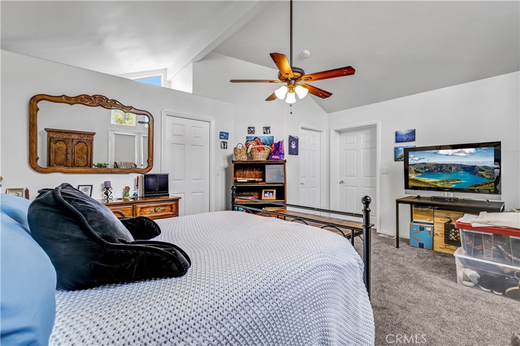 5200 Irvine Boulevard 152