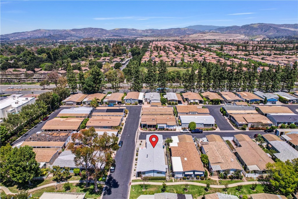 5200 Irvine Boulevard 152