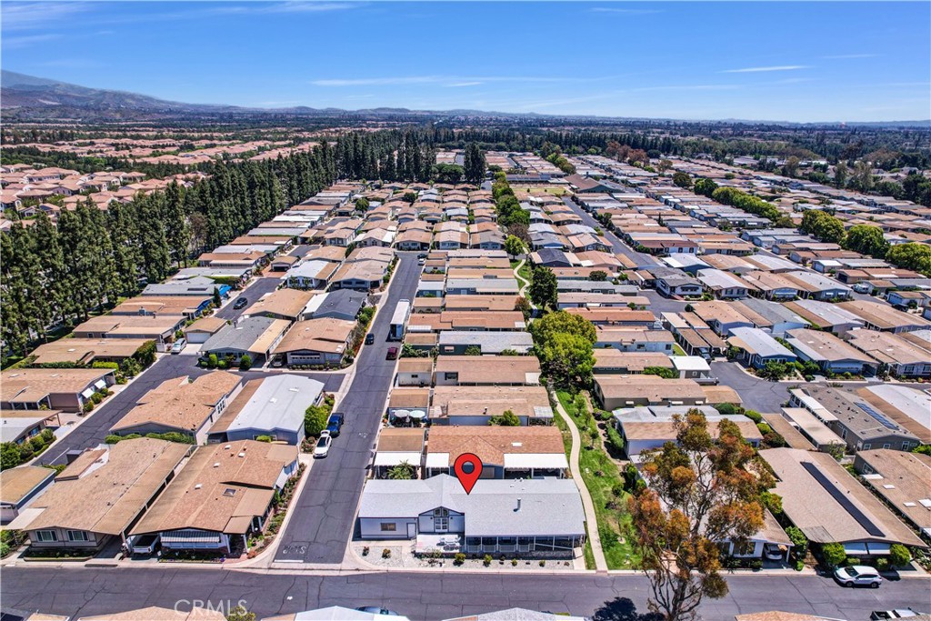 5200 Irvine Boulevard 152