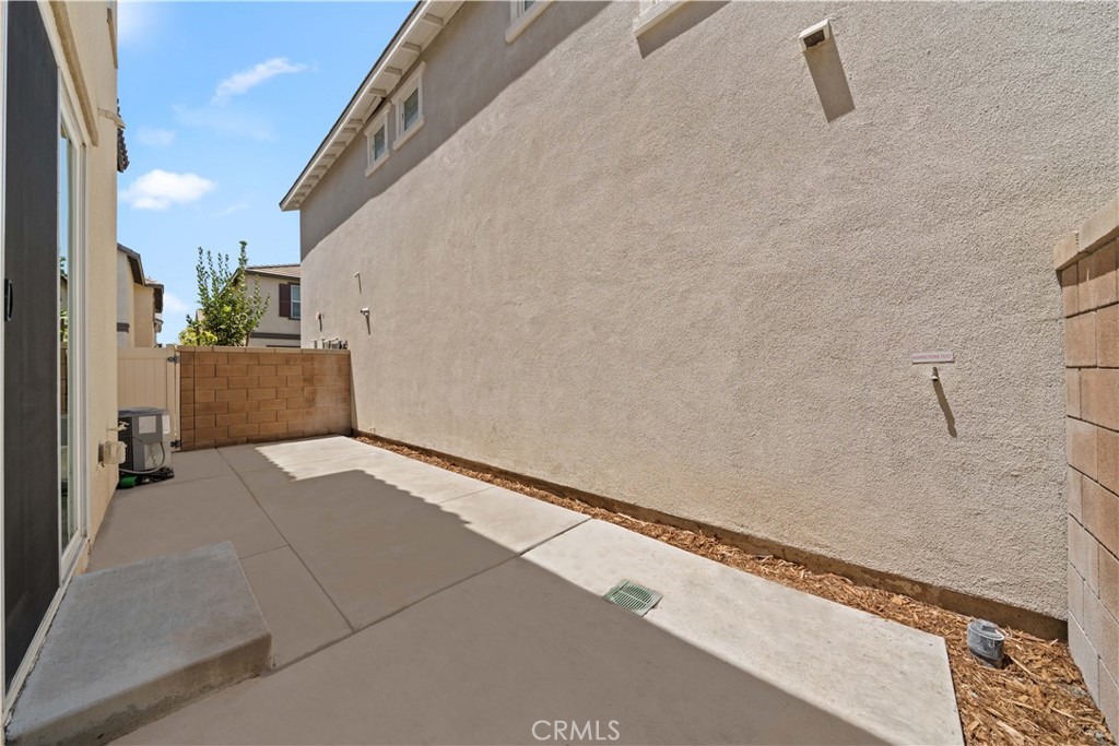 16007 Dexter Street