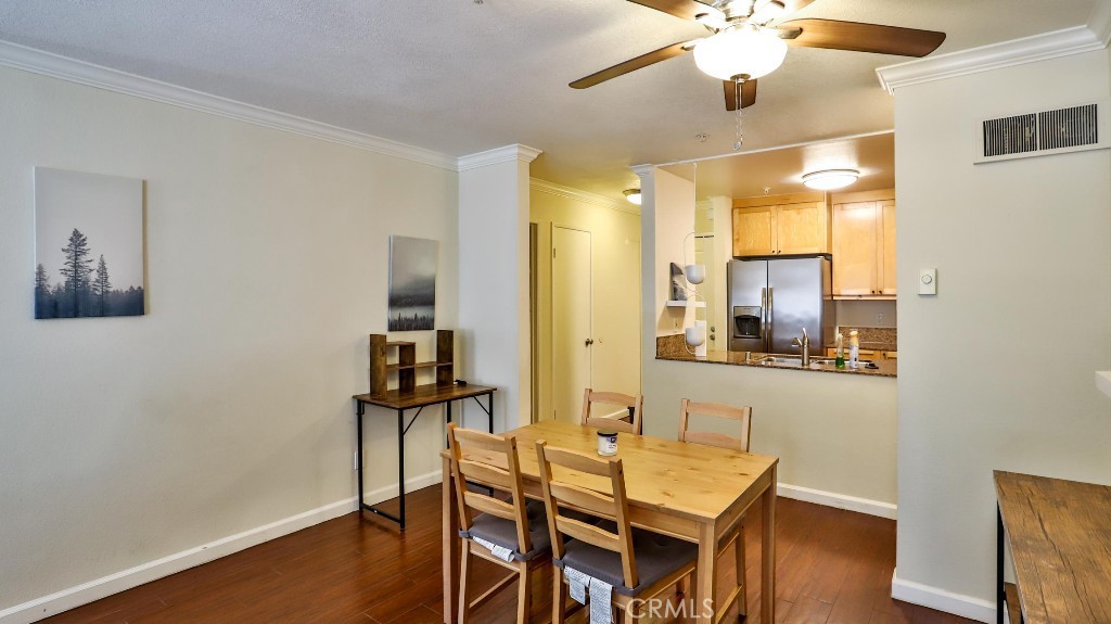 8889 Caminito Plaza Centro 7128