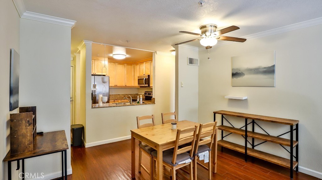 8889 Caminito Plaza Centro 7128