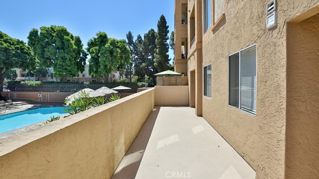 8889 Caminito Plaza Centro 7128