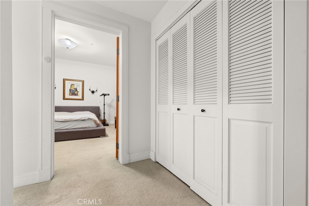 411 N Oakhurst Drive 201