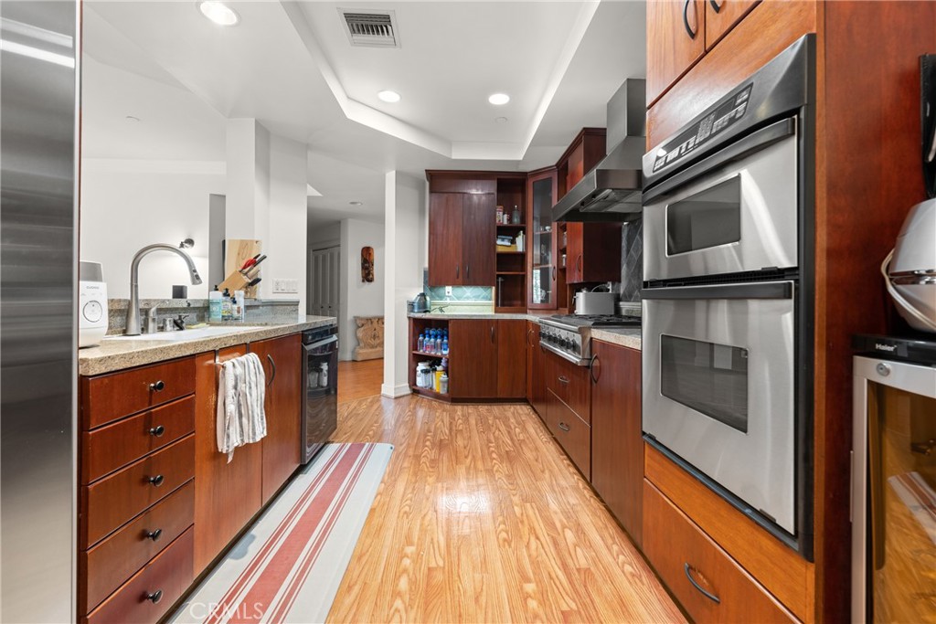 411 N Oakhurst Drive 201