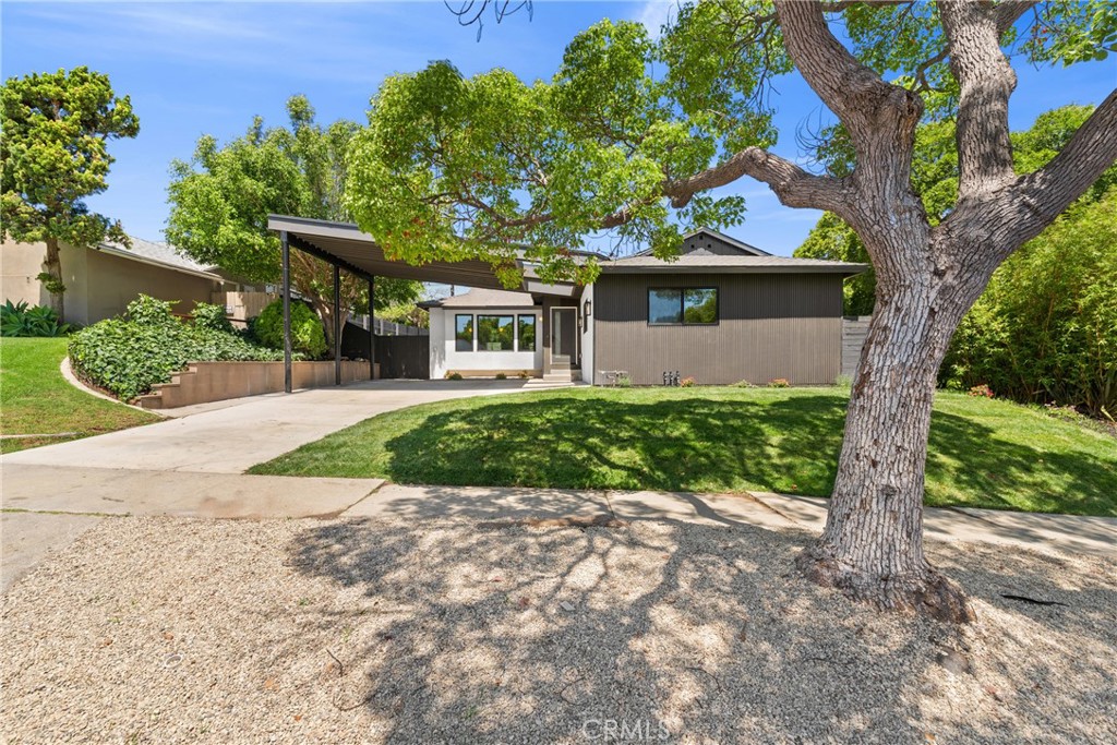 13007 Dewey Street